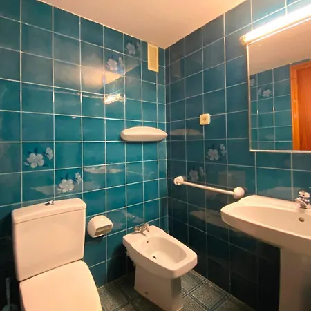 Cala Llenguadets * 萨洛